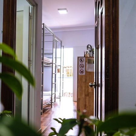 The Crib Vietnam Hostel Ho Chi Minh City Exterior photo